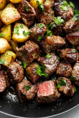Garlic Butter Steak Bites and Potatoes