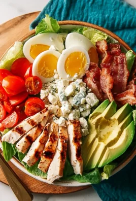 Cobb Salad Recipe with Chicken and Bacon