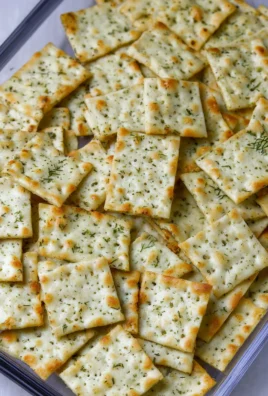 Dill Pickle Saltines