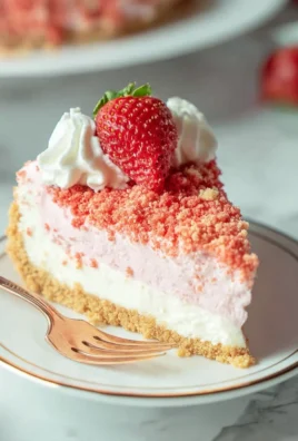 Strawberry Crunch Cheesecake Delight